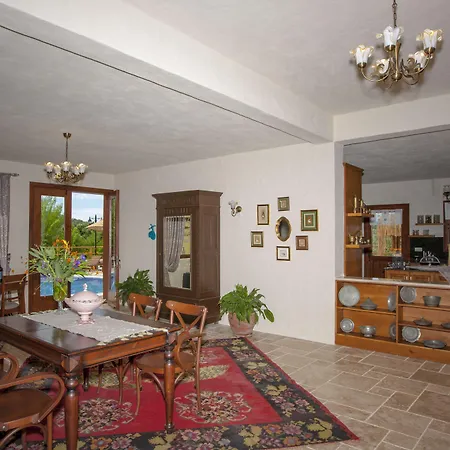 Exclusive Boutique 5 4*